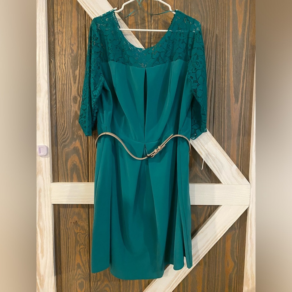 Jessica Simpson Contrast Lace Green Cocktail Work Party Dress Belt Size 16W NWT